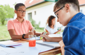 5 Tips to Select the Best Chemistry Tutor for Your Child 5 TIPS TO SELECT THE BEST CHEMISTRY TUTOR FOR YOUR CHILD